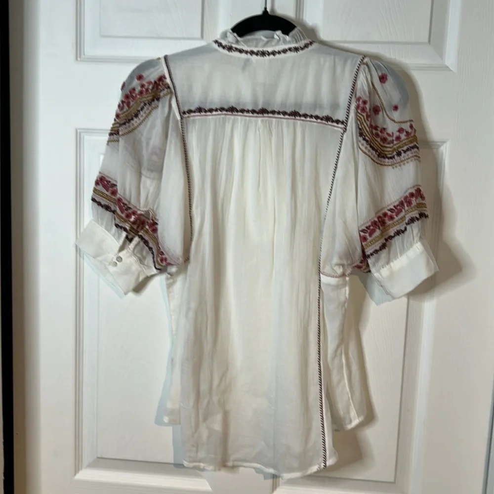 NWT Embroidered White Blouse From Anthropologie size XSmall - Picture 5 of 12